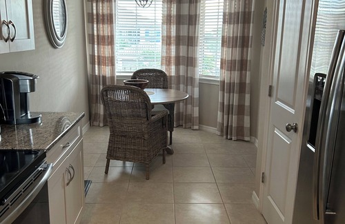 Naples Condo | Vacation condo in Naples, Florida. Professionally decorated.
