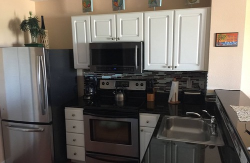 Madeira Beach Condo | Vacation Location Madeira Bay Resort Unit 407!