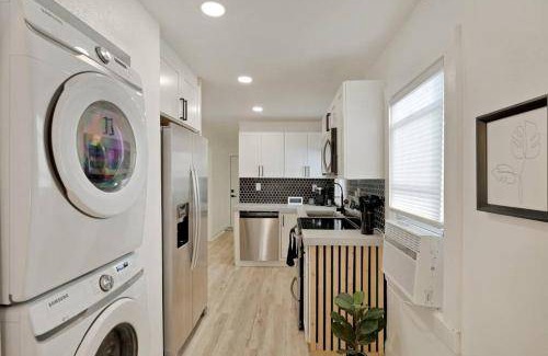 Lake Worth Villa | Villa ∙ 2 bedrooms ∙ 8 guests