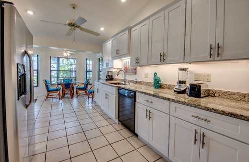 Caloosahatchee House | Villa 23 Heated Pool, Kayaks, Bikes, Gulf Access. 66 reviews.