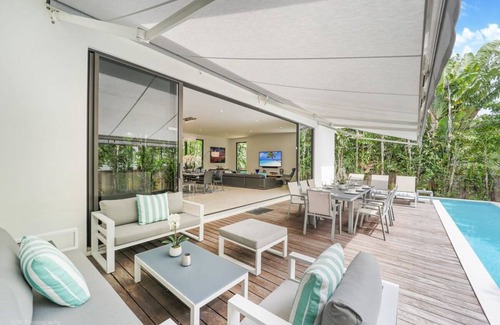 North Bay Village Villa | Villa ∙ 5 bedrooms ∙ 9 guests