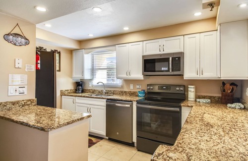 Madeira Beach Condo | Villa Madeira 301 South corner with huge wrap around balcony, simply amazing!