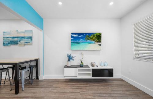 West Little Havana House | Villa Mia Cozy Home in the heart of Miami