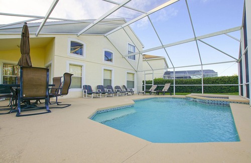 Highlands Reserve Villa | Villa on a golf course!25 minutes to Disney-Pool