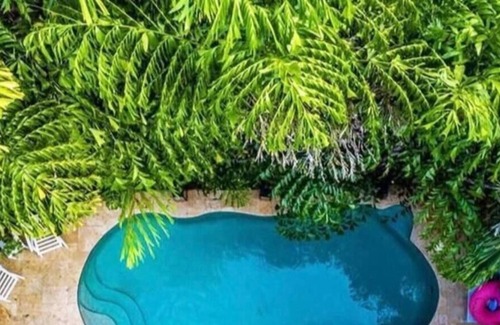Victoria Park House | Walk to Las Olas~ Beach Nearby~ Private Htd Pool