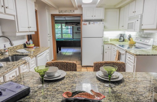 Englewood House | WATERFEST SPECIAL-BIG HOME CENTER OF RACE COURSE - ALL NEW OPEN THIS WEEK