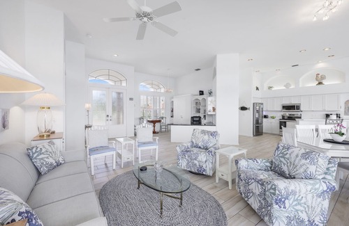 Marco Island House | Waterfront home with views, pool & walk to beach
