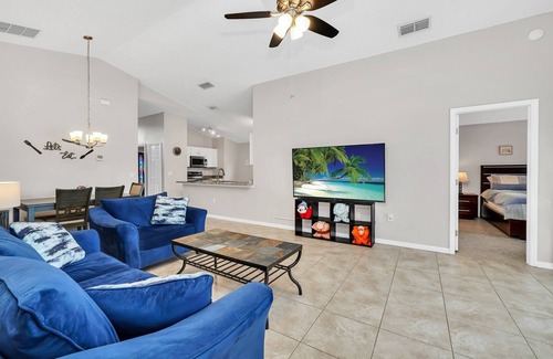 Clear Creek House | Waterview Villa with Private Pool/Spa