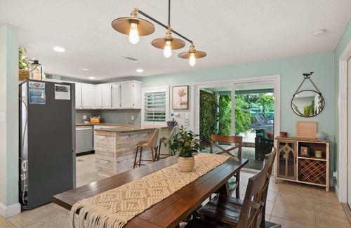 Vilano Beach House | Welcome Basket, Pool, By Beach, Fire Pit, BBQ, PS4