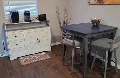 Cocoa House | Welcoming home with everything you need in Cocoa - 2 bedrooms