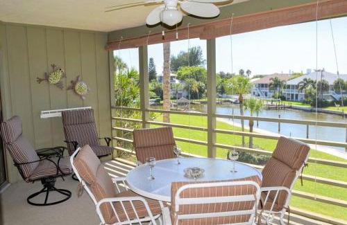 Holmes Beach Apartment | Westbay Point Moorings 214 Home