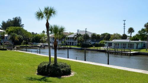 Holmes Beach Apartment | Westbay Point Moorings 214 Home