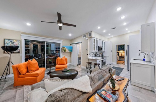 Jupiter Farms House | Whispering Woods - Wake Up To The Sounds Of Nature