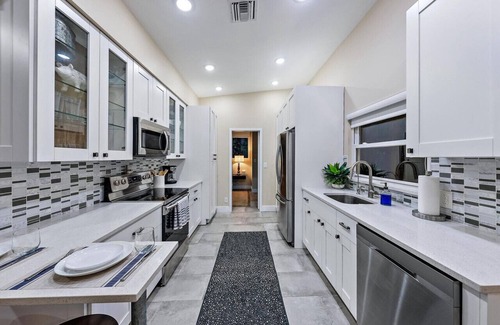 Jupiter Farms House | Whispering Woods - Wake Up To The Sounds Of Nature