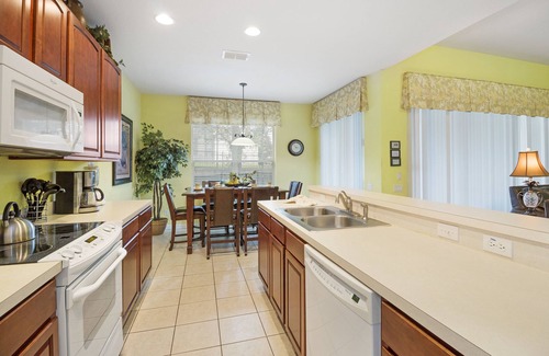 Windsor Hills Villa | Windsor Hills Resort Luxury 4 bed/4 bath Villa with pool