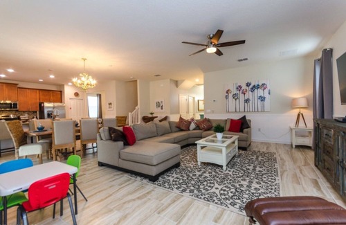 Davenport Villa | Your Beautiful 5 Star Villa Minutes from Disney on the Prestigious Champions Gate Resort