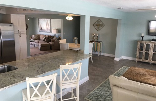 Oakland Hills House | YOUR HAPPY PLACE IN THE SUN! Newly Renovated Pool Home Near Beaches & Golf.