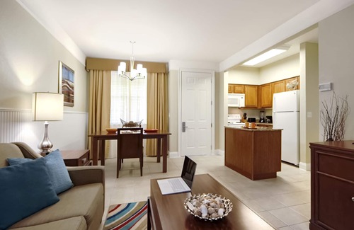 Kissimmee Condo | Your home away from home in the heart of central Florida. 1 Bedrooms