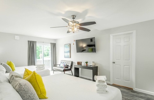 Chattanooga Cabin | 01: The Eames Suite - A PMI Scenic City Vacation Rental