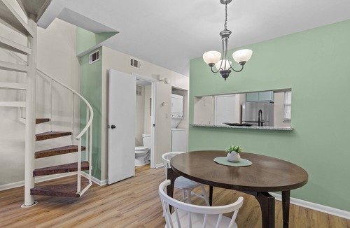 Harbison Apartment | 1 Bd 1.5 Bth Condo remodel 2025!