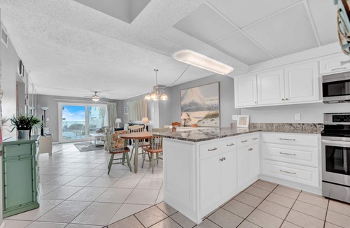 Biltmore Beach Condo | 1 Bd/Ba Deluxe Gulf Front, Steps to Beach; Pool! Sleeps 4! First Floor Condo