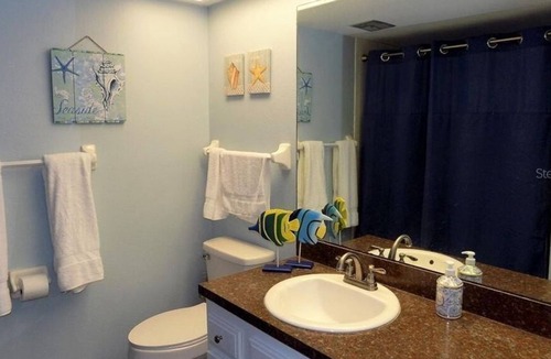Oldsmar Condo | 1 Bedroom Condo L-93832 by Houzlet
