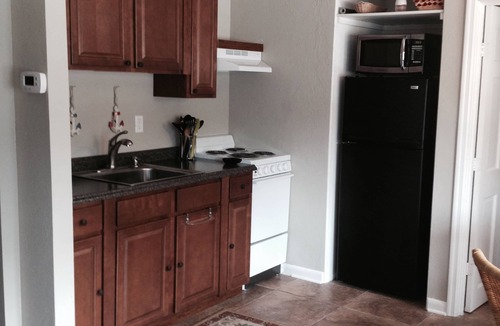Nokomis Cottage | 1 Bedroom Duplex On Intracoastal W/Beach Access