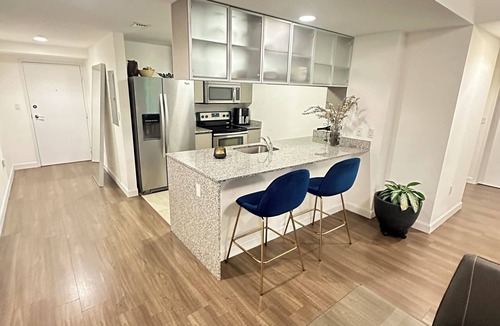 Town Square Apartment | 1-bedroom in lovely Miami with WiFi, AC