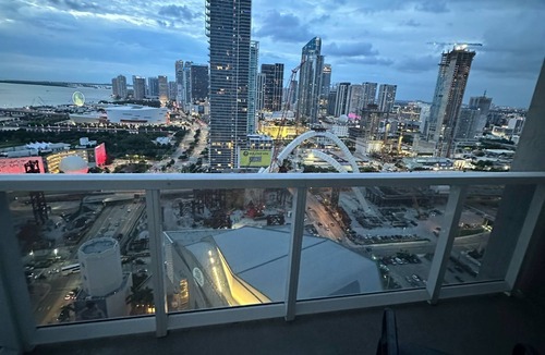 Town Square Apartment | 1-bedroom in lovely Miami with WiFi, AC