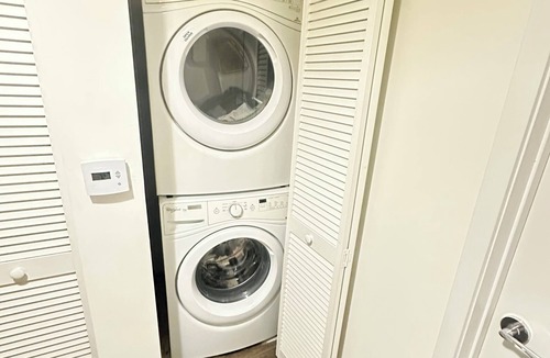 Town Square Apartment | 1-bedroom in lovely Miami with WiFi, AC
