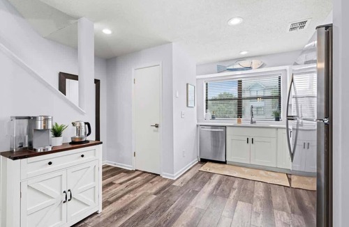 Jacksonville Beach House | 1 Block to Beach: Palm Paradise, A Coastal Oasis