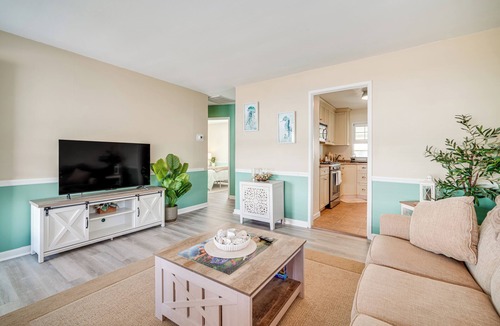 Brigantine House | 1 Block to Brigantine Beach: Breezy Home w/Patio!