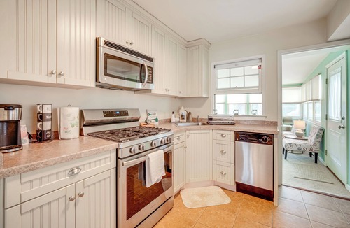 Brigantine House | 1 Block to Brigantine Beach: Breezy Home w/Patio!