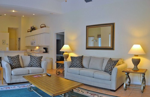 Siesta Key House | 1 Block to the Beach on Siesta Key Vacation Rental Home with Swimming Pool