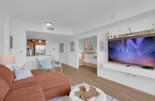 Boynton Beach Condo | 1 br 2bed LakeView Rooftop Pool