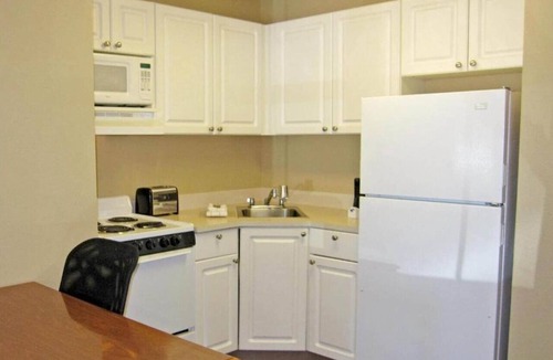 Tougaloo Apartment | 1 King Bed | Hearing Accessible, Kitchen