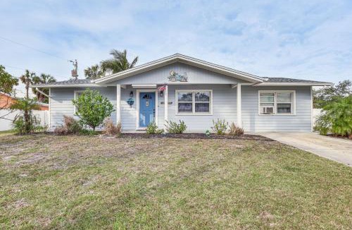 Cortez House | 1 Mi to Anna Maria Island Pet-Friendly Retreat