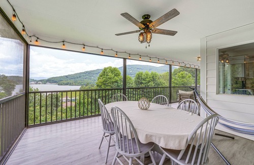 Young Harris House | < 1 Mi to Lake Chatuge: Home w/Mtn & Water Views!