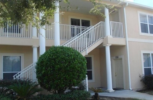 West Kissimmee Condo | 1 mile from Disney, Celebration FL, family Condo, free Wi-Fi Lake view