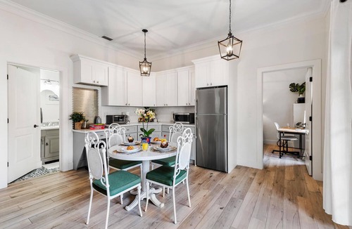 Old Northwood Historic District House | 1 Queen BR | 1 Full bathroom w/Patio & Grill!