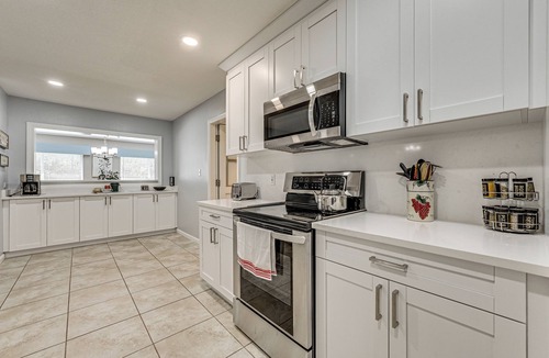 Lutz House | 10 Mi to Adventure Island: Home w/Fenced Yard!