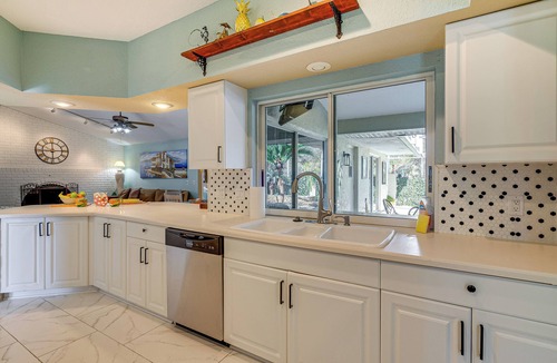 Deep Creek House | 10 Mi to Beach: Pet-Friendly Home in Punta Gorda!