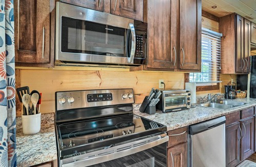 Trenton Cabin | 10 Mi to Drive-In: Lakefront Trenton Cabin!