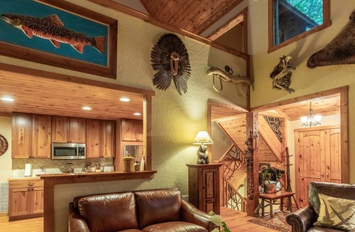 Cashiers Apartment | 10 Min to Downtown Cashiers 5 Min to Silver Run