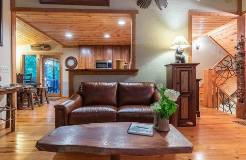 Cashiers Apartment | 10 Min to Downtown Cashiers 5 Min to Silver Run