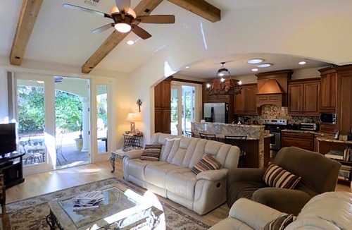 Indian River Shores House | 10% Off Summer & Fall! Casa Maria Beach & Pool Paradise