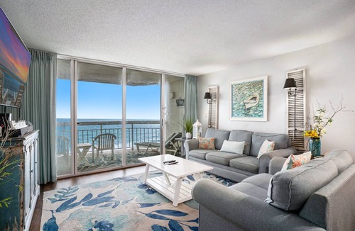 Garden City Condo | 100 m² Condo ∙ 2 bedrooms ∙ 6 guests