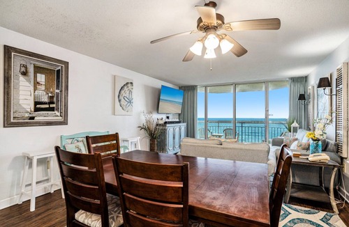 Garden City Condo | 100 m² Condo ∙ 2 bedrooms ∙ 6 guests