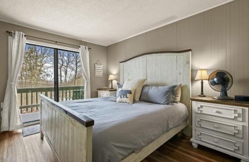 Beech Mountain Apartment | 101 Lower Holiday Lane B106 by Carolina Stays