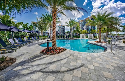 Miami Gardens Condo | 102 m² Condo ∙ 2 bedrooms ∙ 4 guests